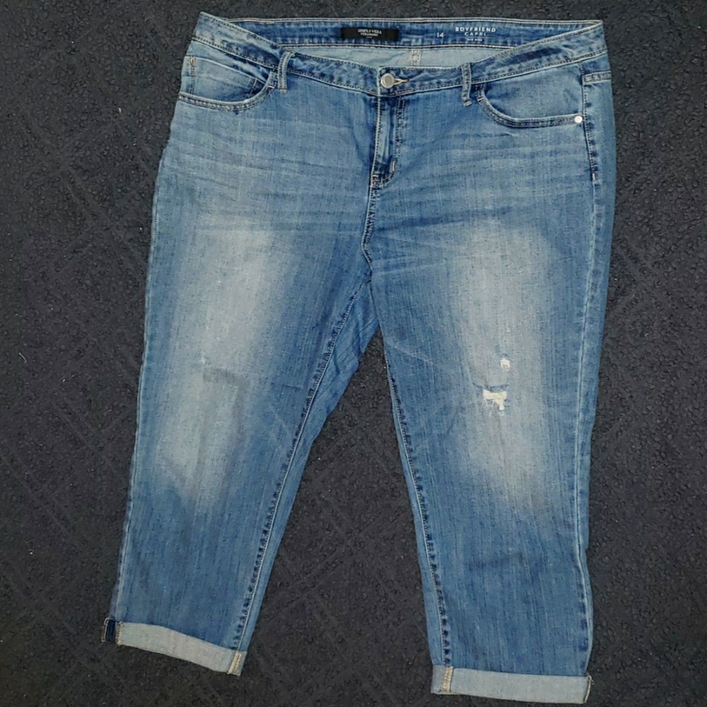 LIKE NEW VERA WANG SIZE 14 BOYFRIEND CAPRIS